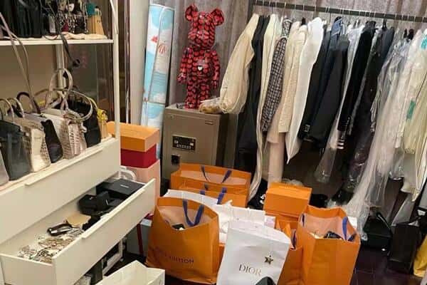 秀峰区回收一线品牌衣服